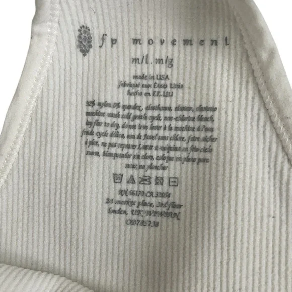 FREE PEOPLE Movement happiness Runs crop tanks size M/L  set of two Grey/White - Picture 9 of 14